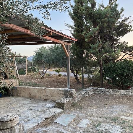 Aletraki -Off-Grid Retreat Above Heraklion, Peaceful Views Арханес Экстерьер фото