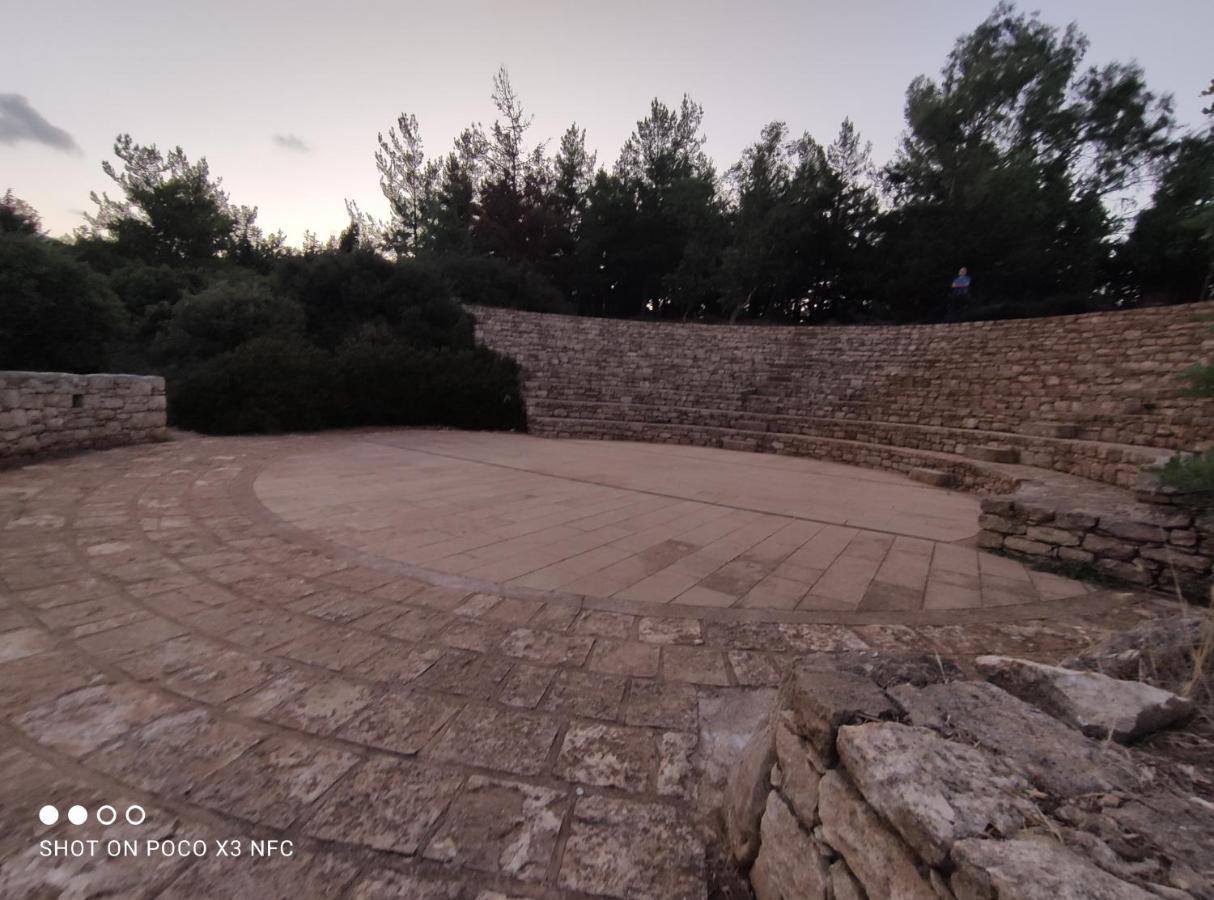 Aletraki -Off-Grid Retreat Above Heraklion, Peaceful Views Арханес Экстерьер фото