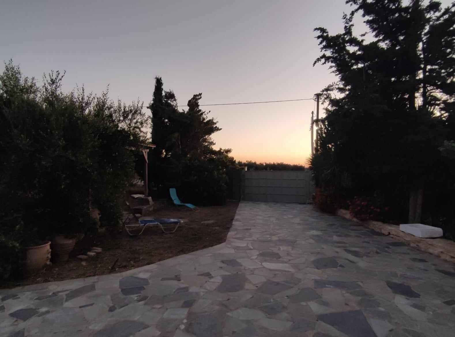 Aletraki -Off-Grid Retreat Above Heraklion, Peaceful Views Арханес Экстерьер фото